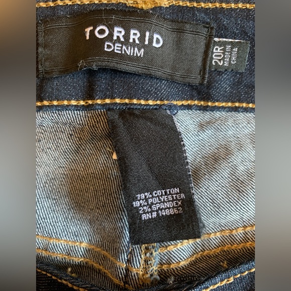 Torrid Straight Leg Jeans Size 20R - Picture 3 of 3